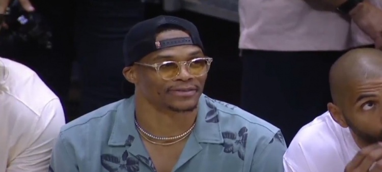 威少适配纽约?美媒:他可以漫步在曼哈顿街头炫耀潮装 展示魅力