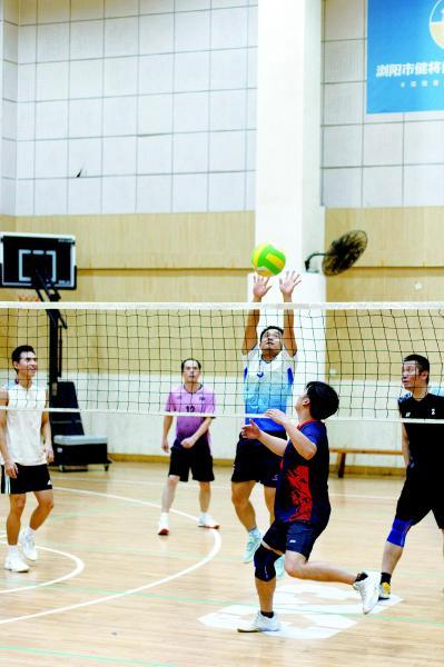 “篮球打到40岁，气排球打到60岁！”